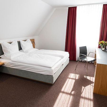 Hotel Kloster Eberbach Эльтвилле Экстерьер фото