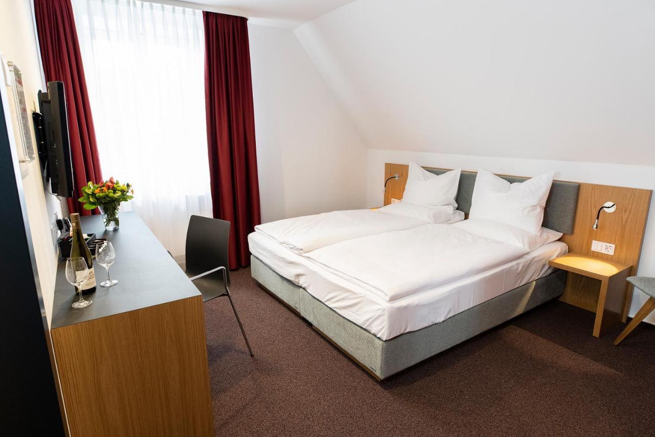 Hotel Kloster Eberbach Эльтвилле Экстерьер фото